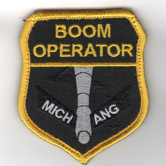 171ARS 'BOOM Operator' Shield (Black-DARK Yellow/Velcro)