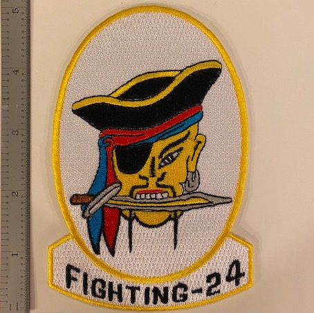 689) VF-24 'FIGHTING 24' Squadron Patch (White)