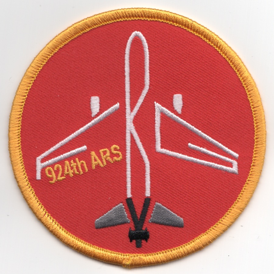 924th Air Refueling Sqdn Patch (ROUND/Red)