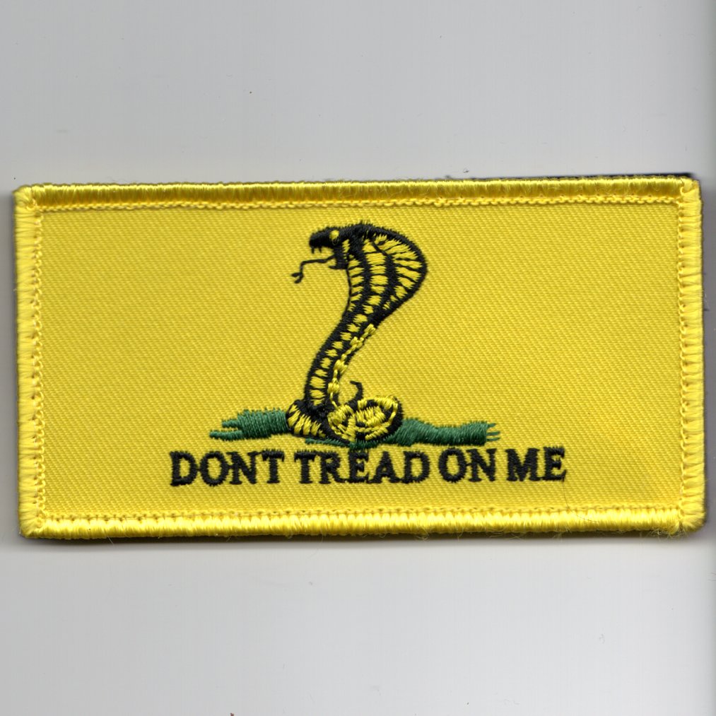 DONT TREAD ON ME Flag (Yellow/V)