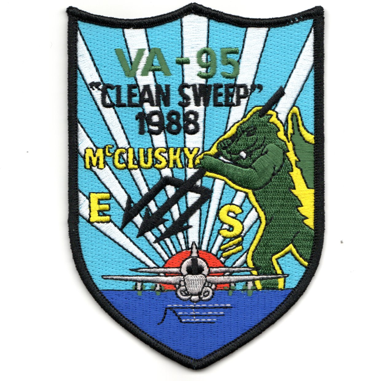 VA-95 1988 *CLEAN SWEEP* E/S Shield